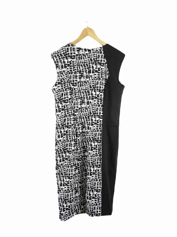 Jacqui E Black and White Pencil Dress 16