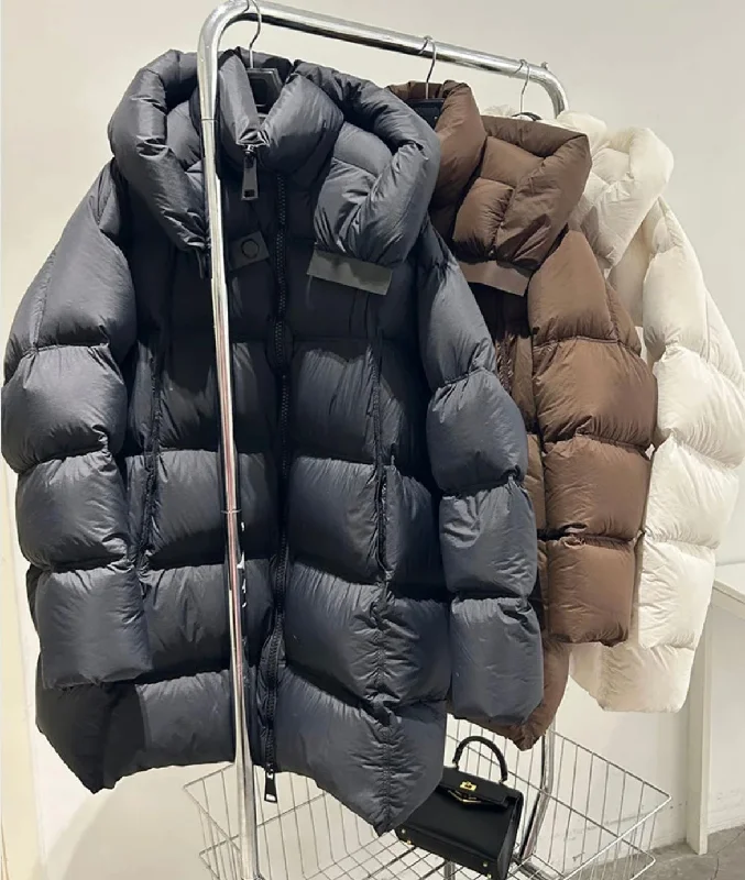 Ultimate Warmth: Women's Long Plus Size Duck Down Jacket Welt Pockets Slit Pockets Flap Pockets Ultimate Warmth: Women's Long Plus Size Duck Down Jacket Welt Pockets Slit Pockets Flap Pockets